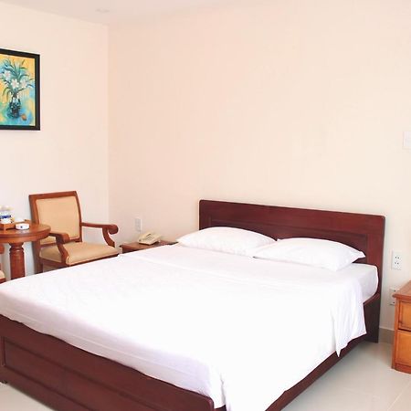 Tan Son Nhat 2 Hotel Ho Şi Min Dış mekan fotoğraf