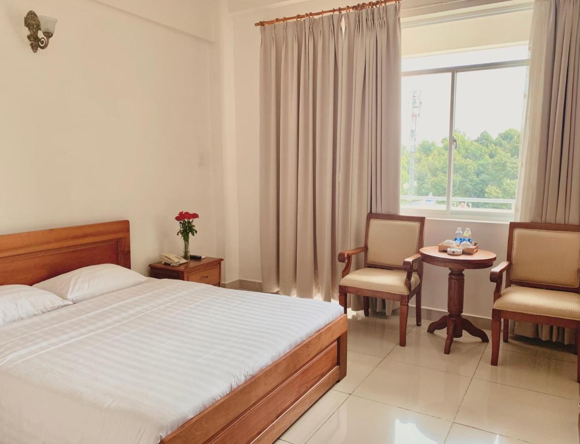 Tan Son Nhat 2 Hotel Ho Şi Min Dış mekan fotoğraf